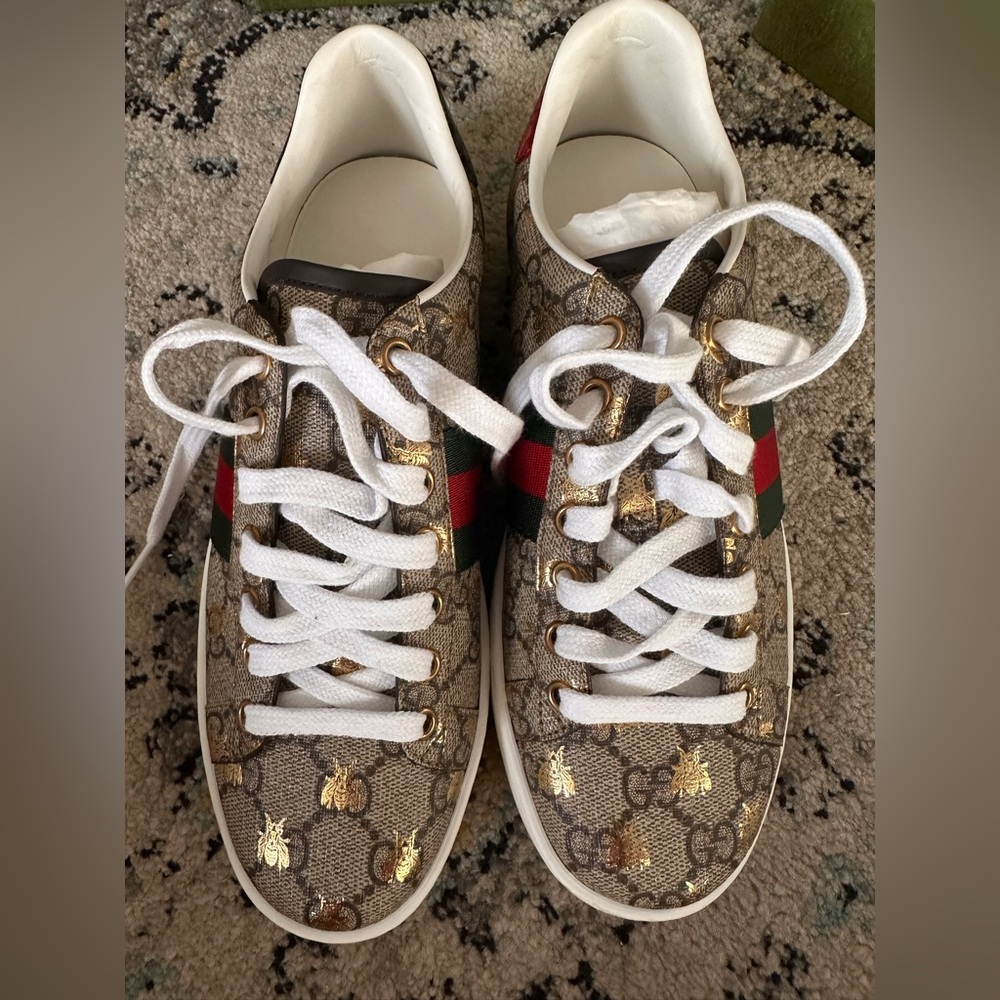 Gucci sneakers